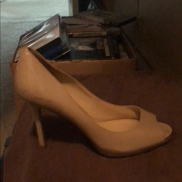 High heels - Picture 1 of 4